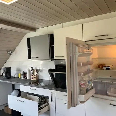 Loewen Apartment *
