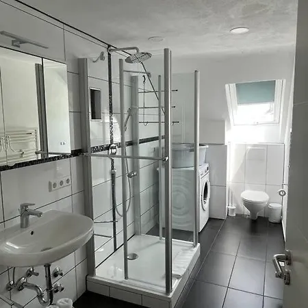 Loewen Apartment *
